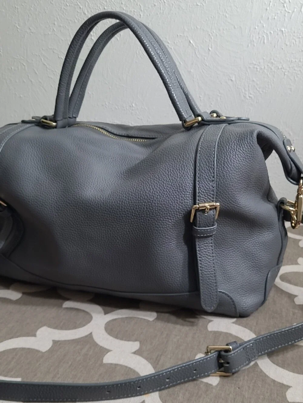 Ora Delphine smooth gray